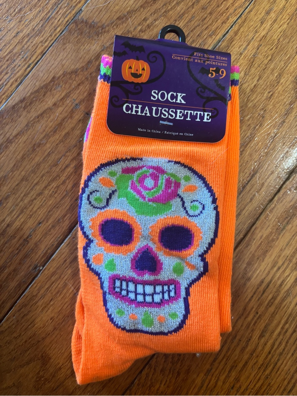 NWT Woman’s Orange Sugar Skull Socks size 5-9 Halloween socks